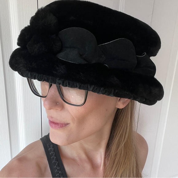 1990’s Holt Renfrew Fashion Hat - Picture 5 of 12